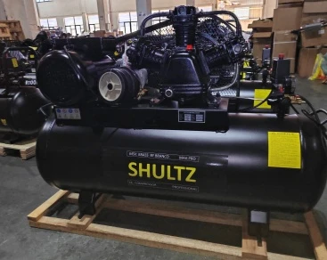 Βιομηχανικοί αεροσυμπιεστές SHULTZ που αποστέλλονται με πλήρες φορτίο εμπορευ...