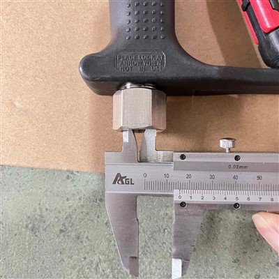 product-400-400 OP-844 High Pressure Metal Gun, The Highest Pressure 35 Mpa, Length Of About 900mm.